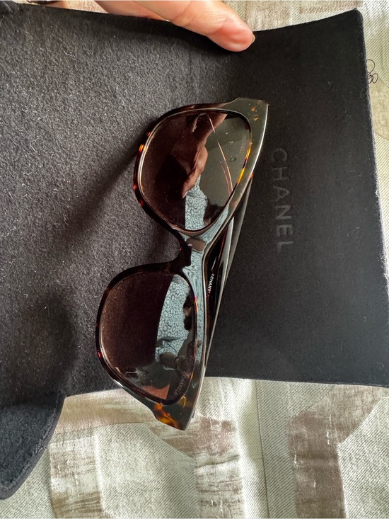 CHANEL Accessories - Authentic CHANEL Tortoiseshell Cat-Eye Sunglasses - Brown